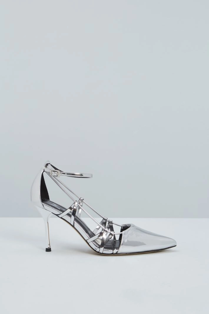 Laminated court shoes - SILVER