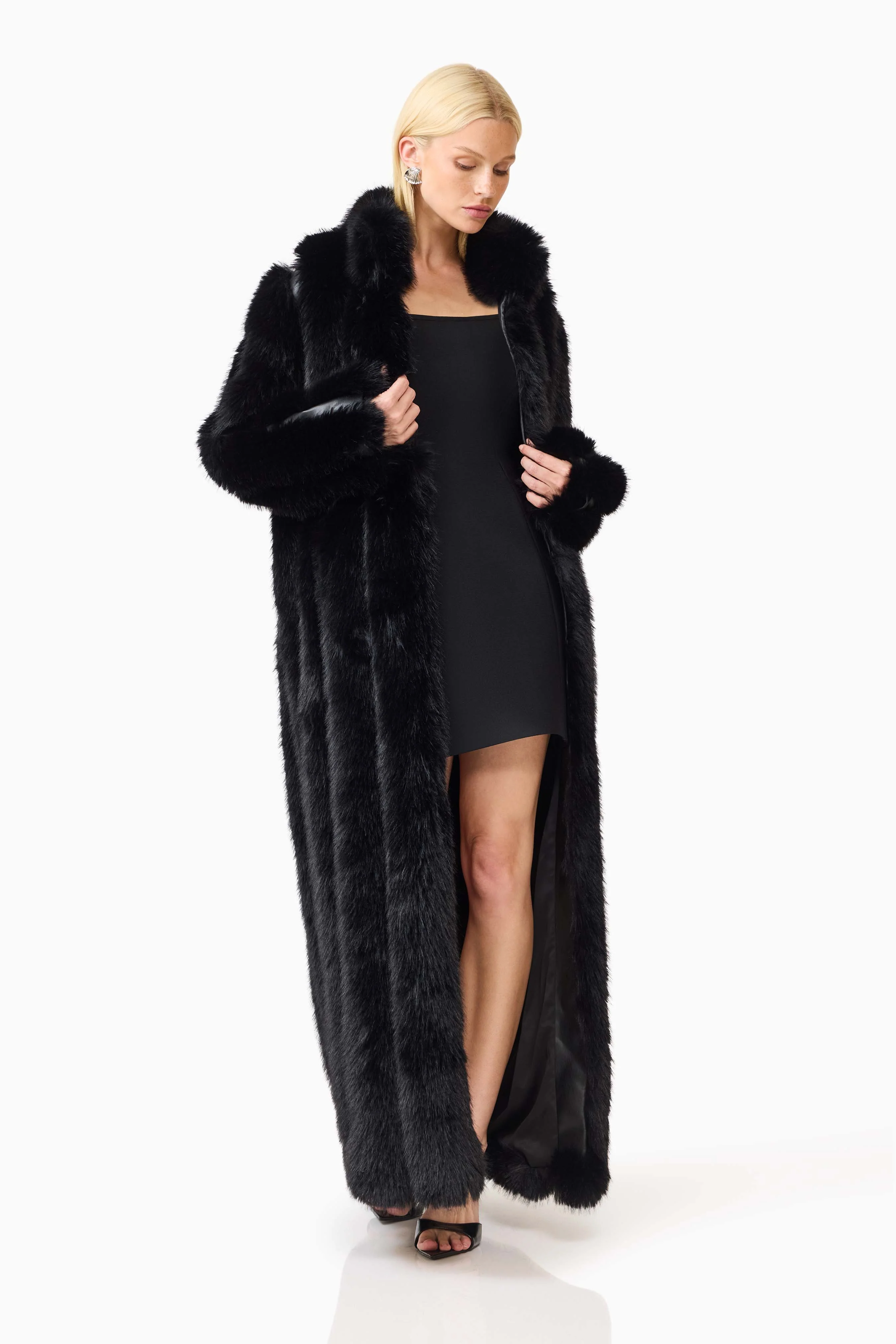 Lux Faux Fur Coat in Black