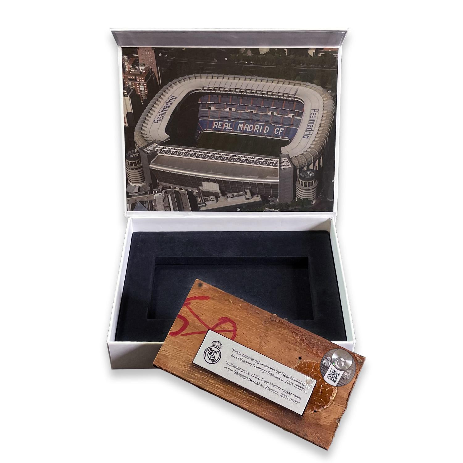 Santiago Bernabéu Stadium Real Madrid Locker Room Piece – Brown Wood Teak