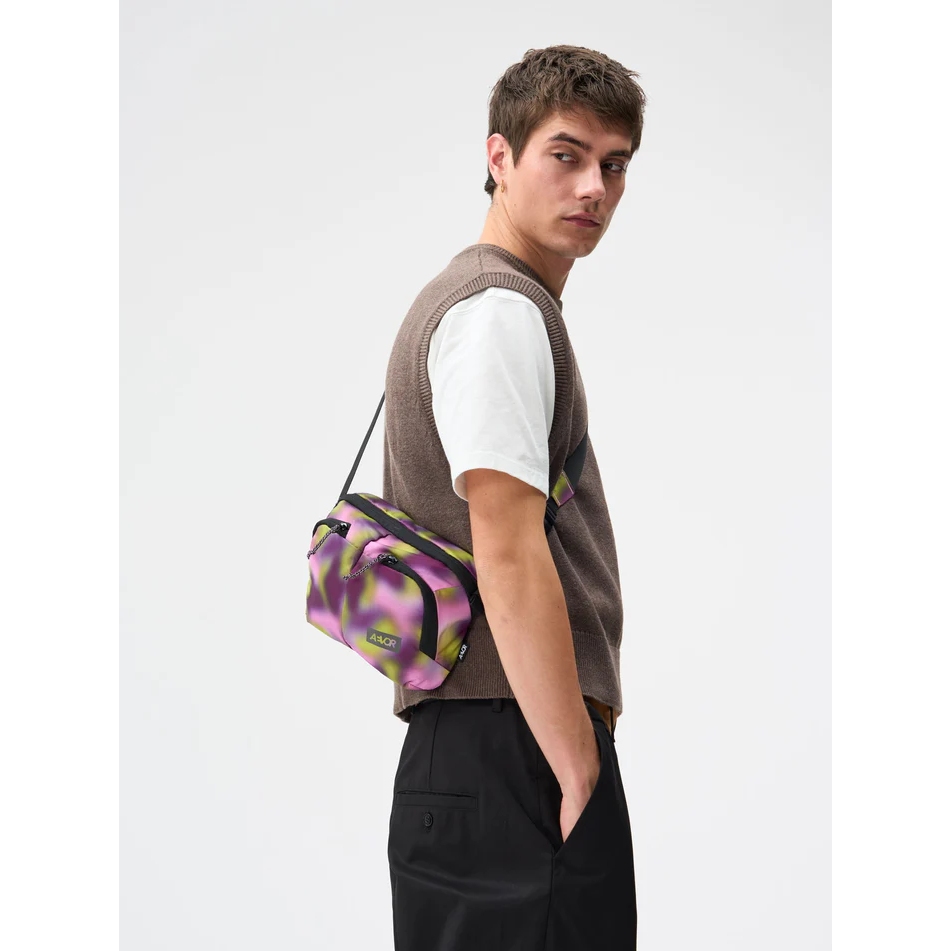 AEVOR Sacoche Bag 4L - Ripstop Psychedelic Slush