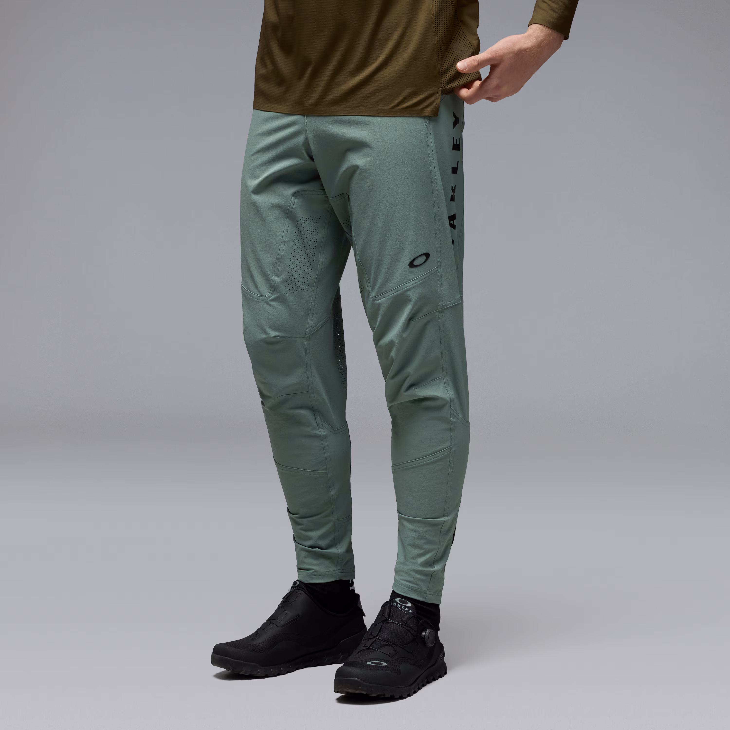 Maven Scrub Elite Pant