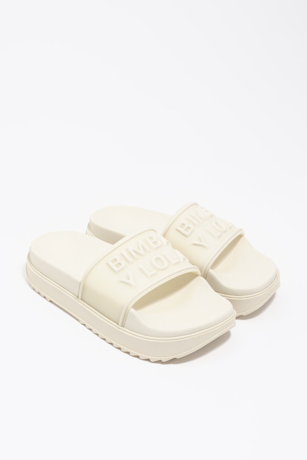 White platform flip-flop