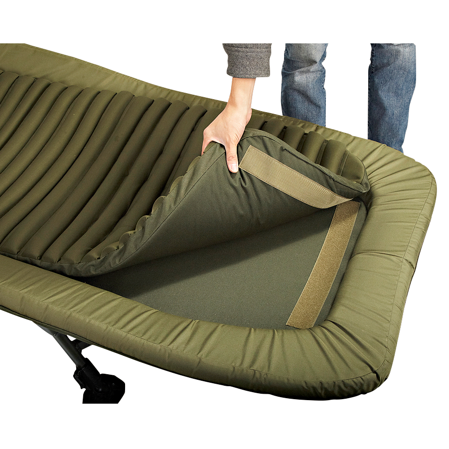 Red Carp Luxury Bedchair