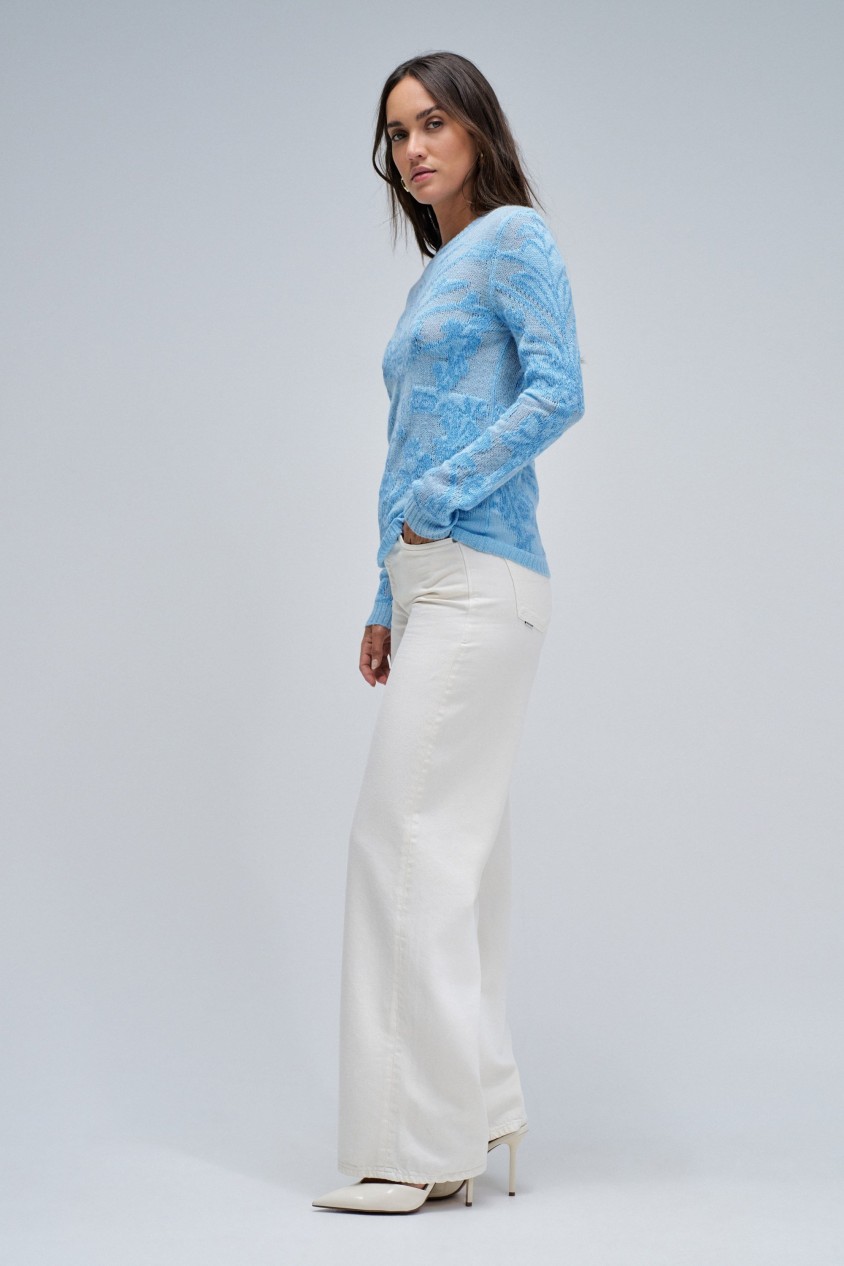 LIGHTWEIGHT WOOL SWEATER