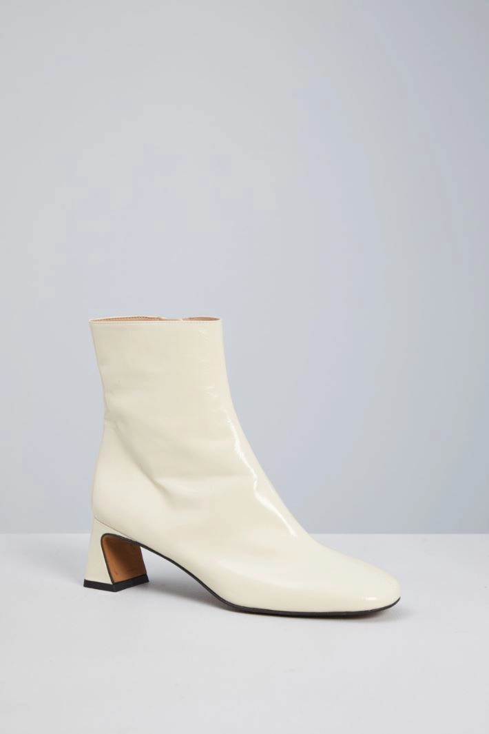 Square toe ankle boots - WHITE CREAM