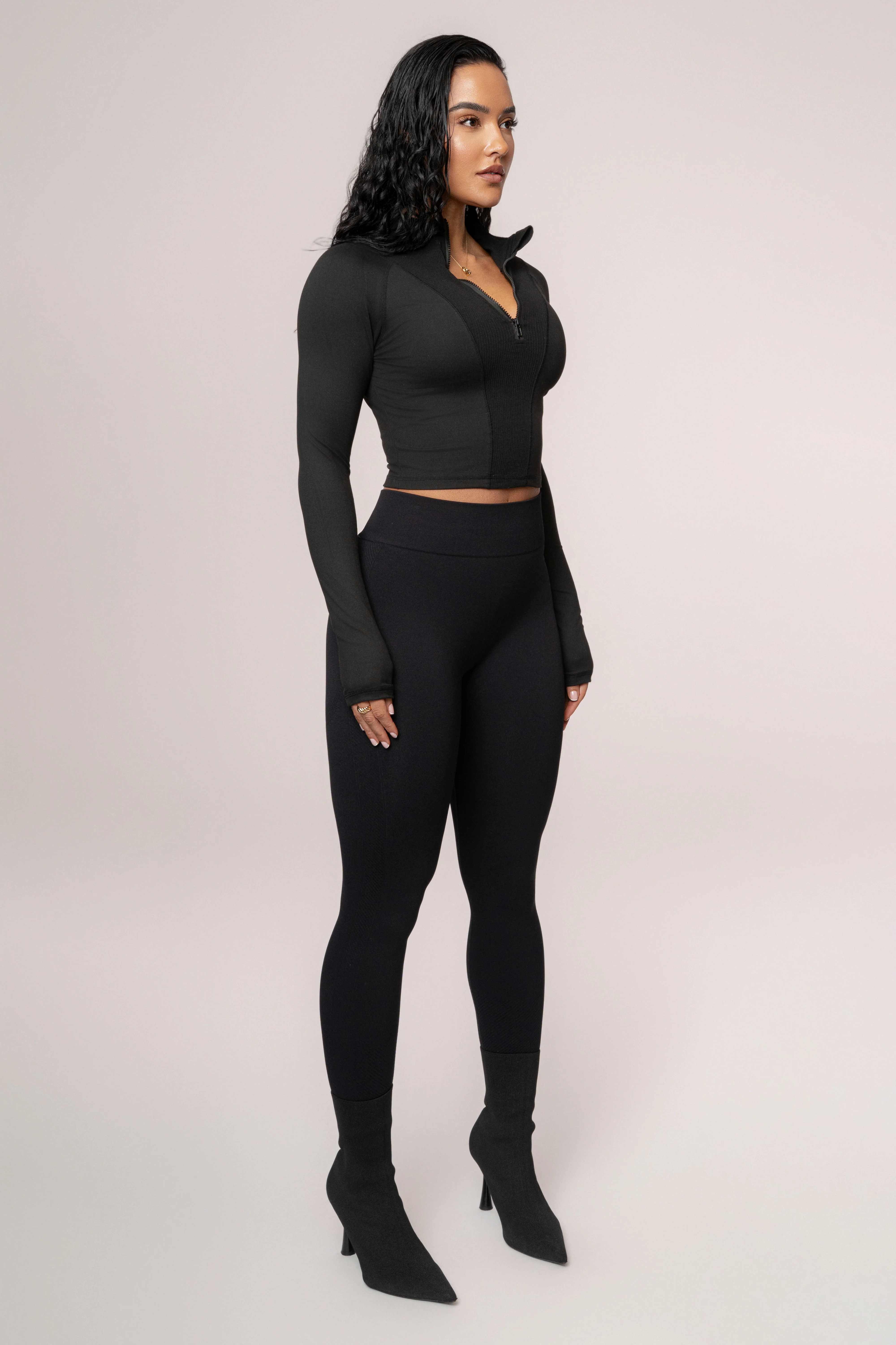 Black Momentum Ribbed Top