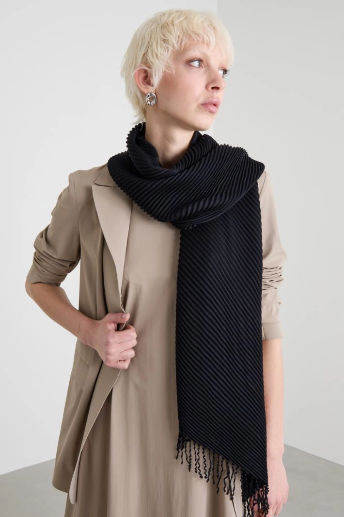 Pleated stole - BLACK