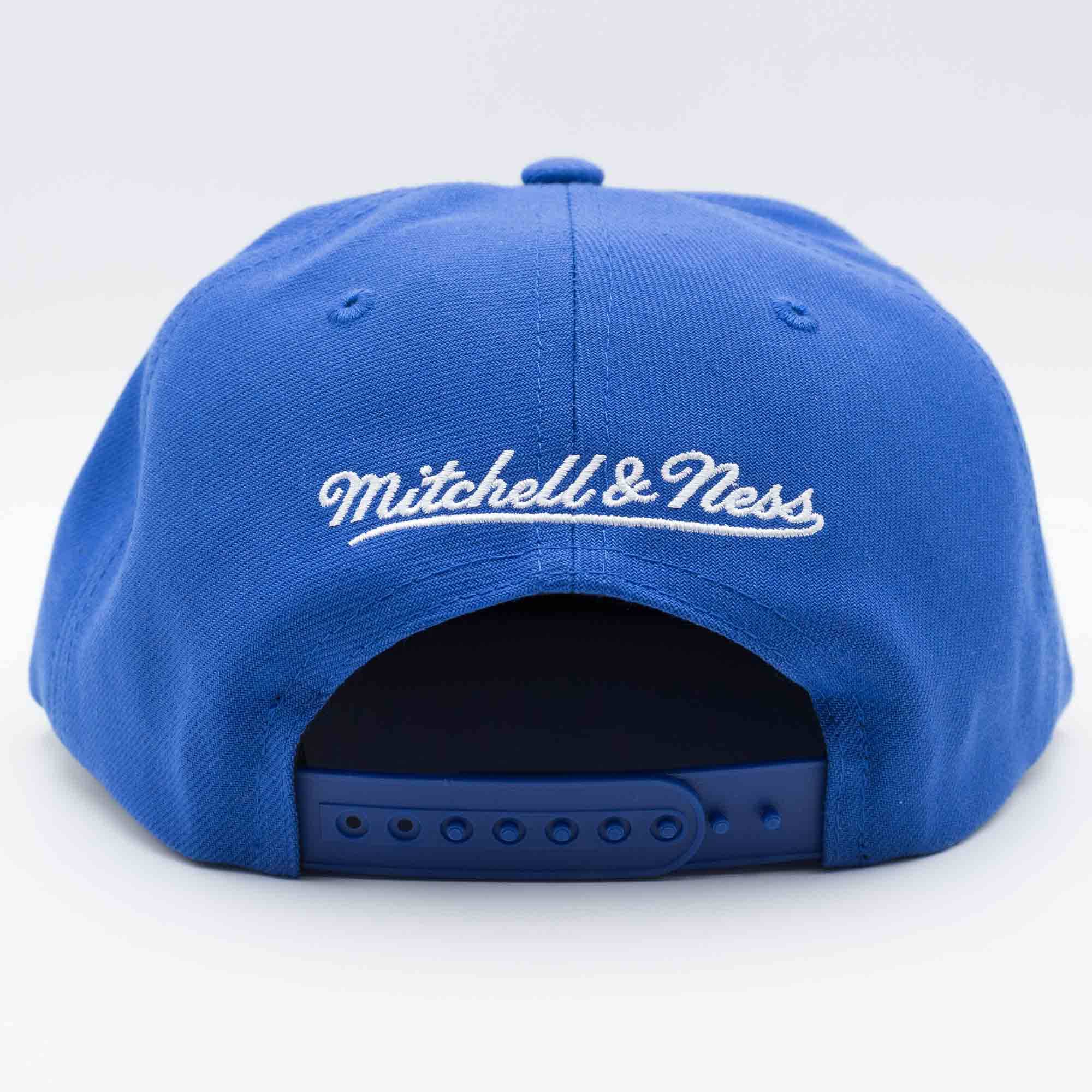 New York Islanders Hat Trick Mitchell & Ness Snapback NHL Cap Blue
