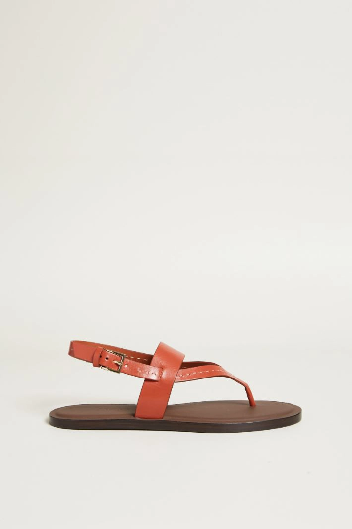 Leather thong sandals - DARK RUST
