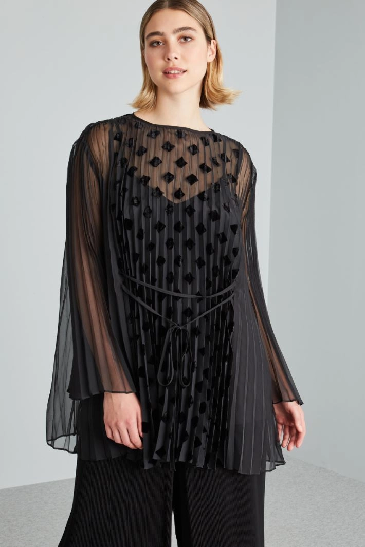 Burnout georgette tunic - BLACK