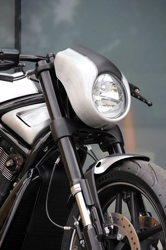 Cult Werk V-Rod Night FenderRef: Culw00083A / 14010899