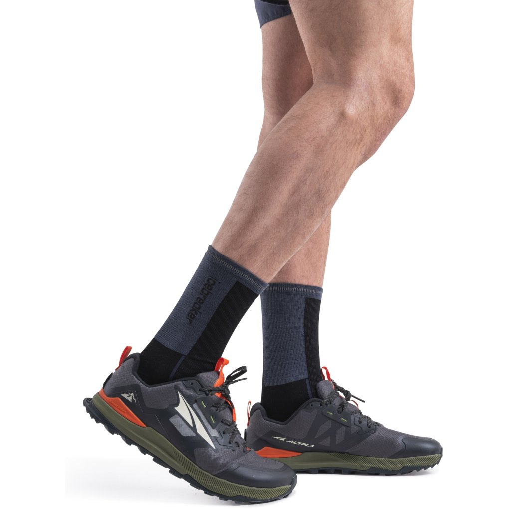 Icebreaker Merino Run+ Ultralight Crew Socks Men - Black/Graphite