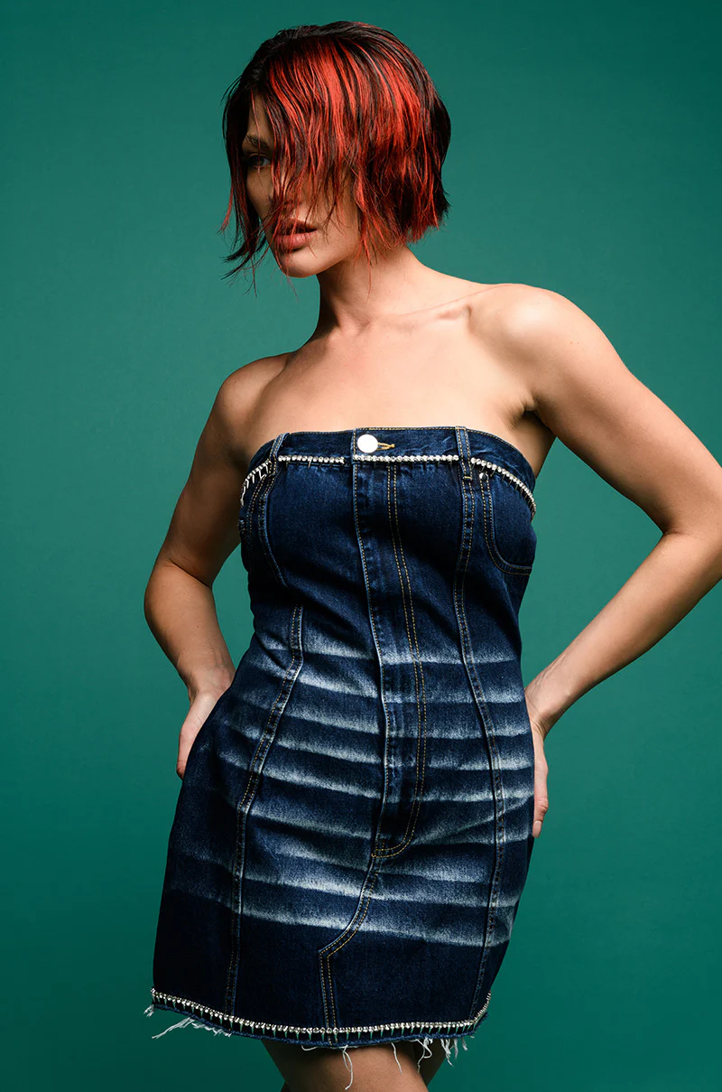 How'S The View Strapless Denim Mini Dress