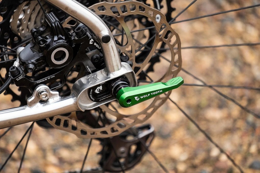 Wolf Tooth Axle Handle Multitool - black