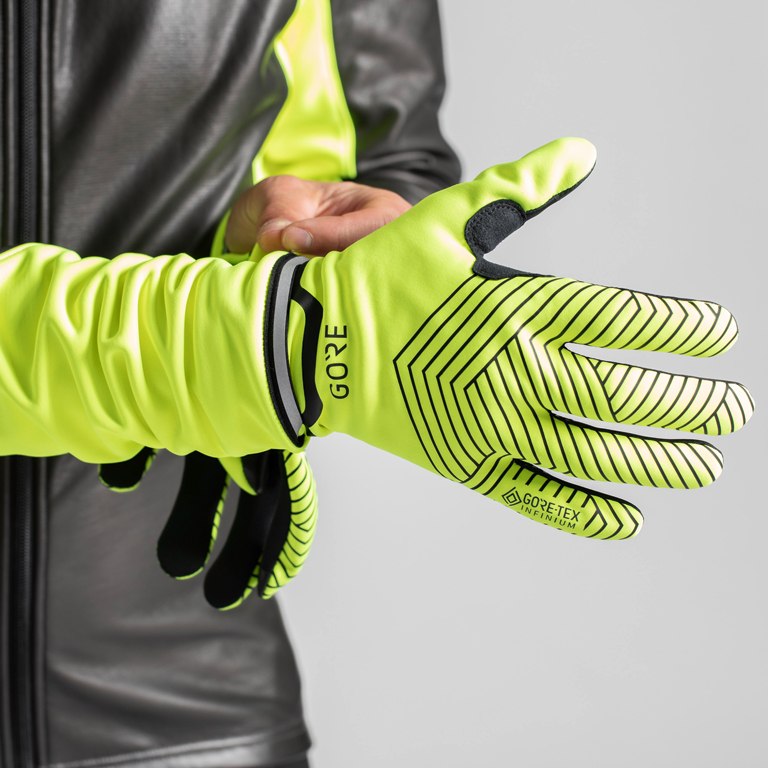 GOREWEAR C3 GORE-TEX INFINIUM™ Stretch Mid Gloves - neon yellow/black 0899