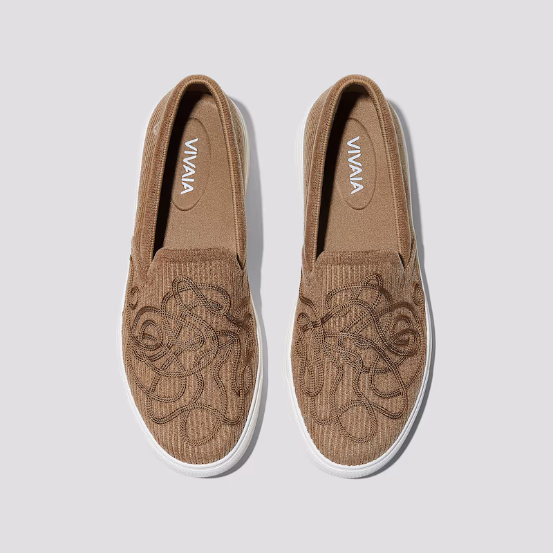 Classic Unisex Sneakers (V-Tune)