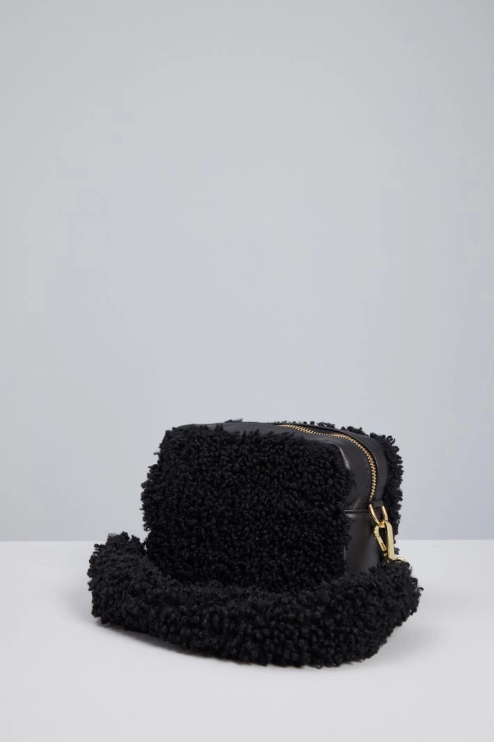 Plush-effect bag - BLACK