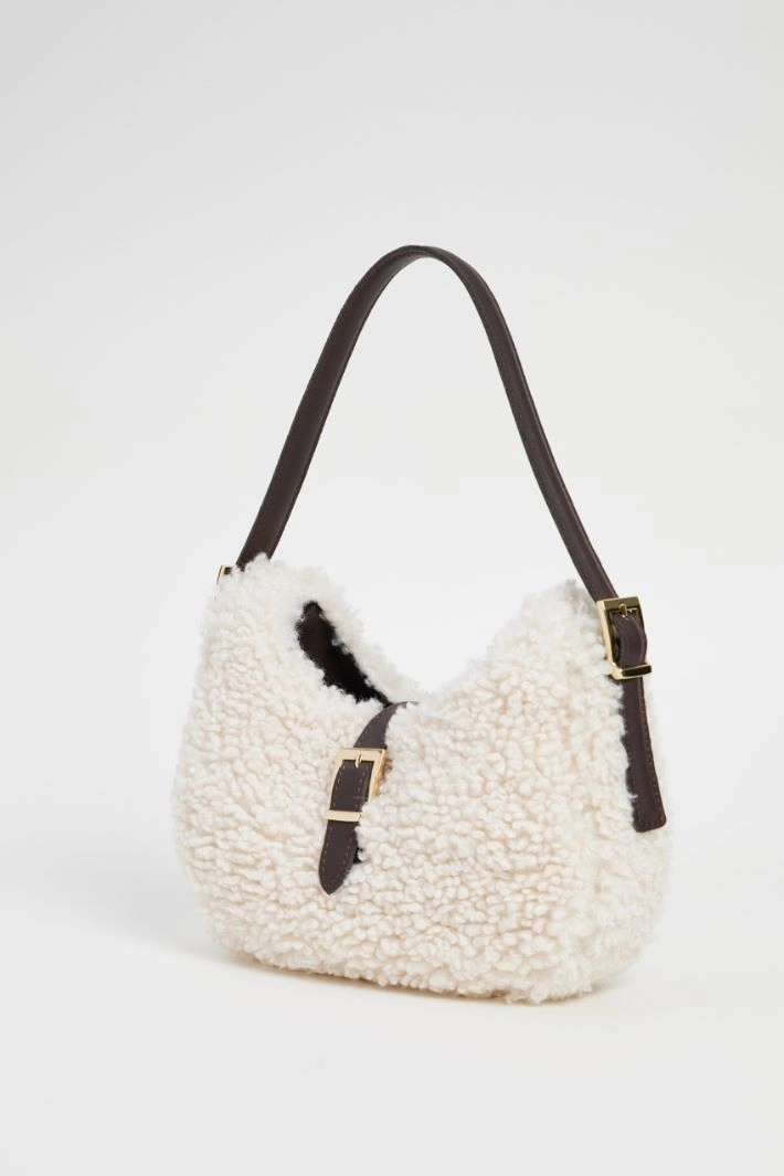 Plush effect bag - CREAM