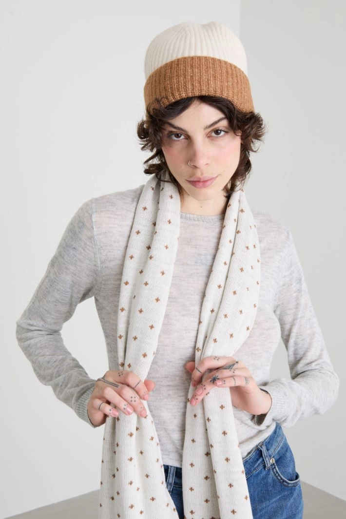 Beanie hat with contrasting cuff - CREAM CAMEL