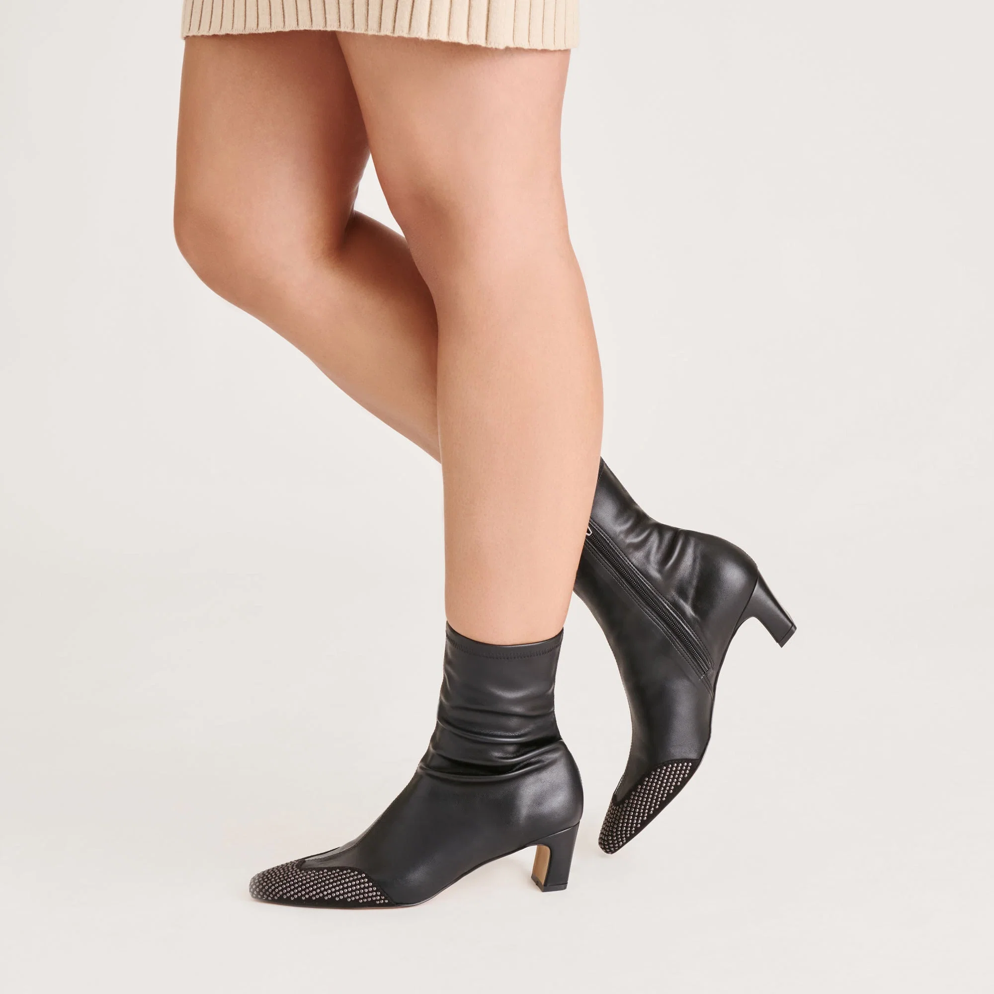 ANIKA STUD BOOTS BLACK STELLA