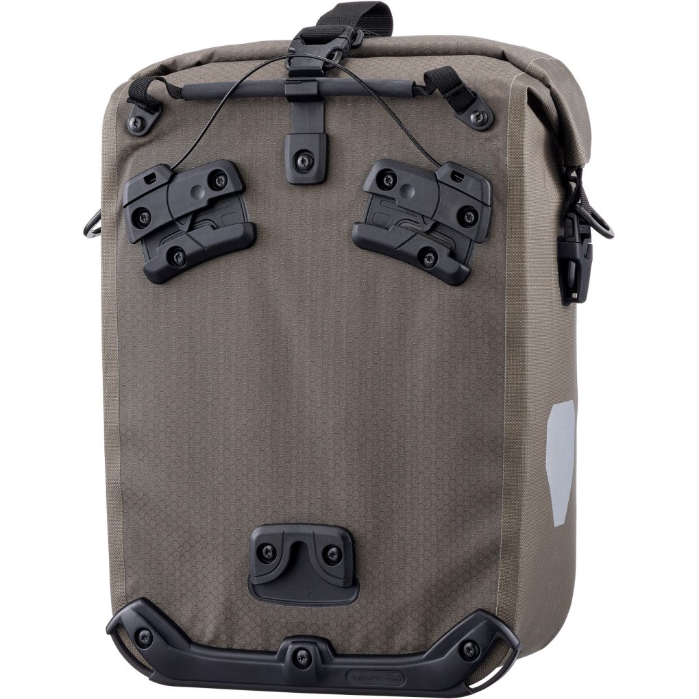ORTLIEB Gravel-Pack Single QL3.1 Bike Pannier - 14.5L - dark sand