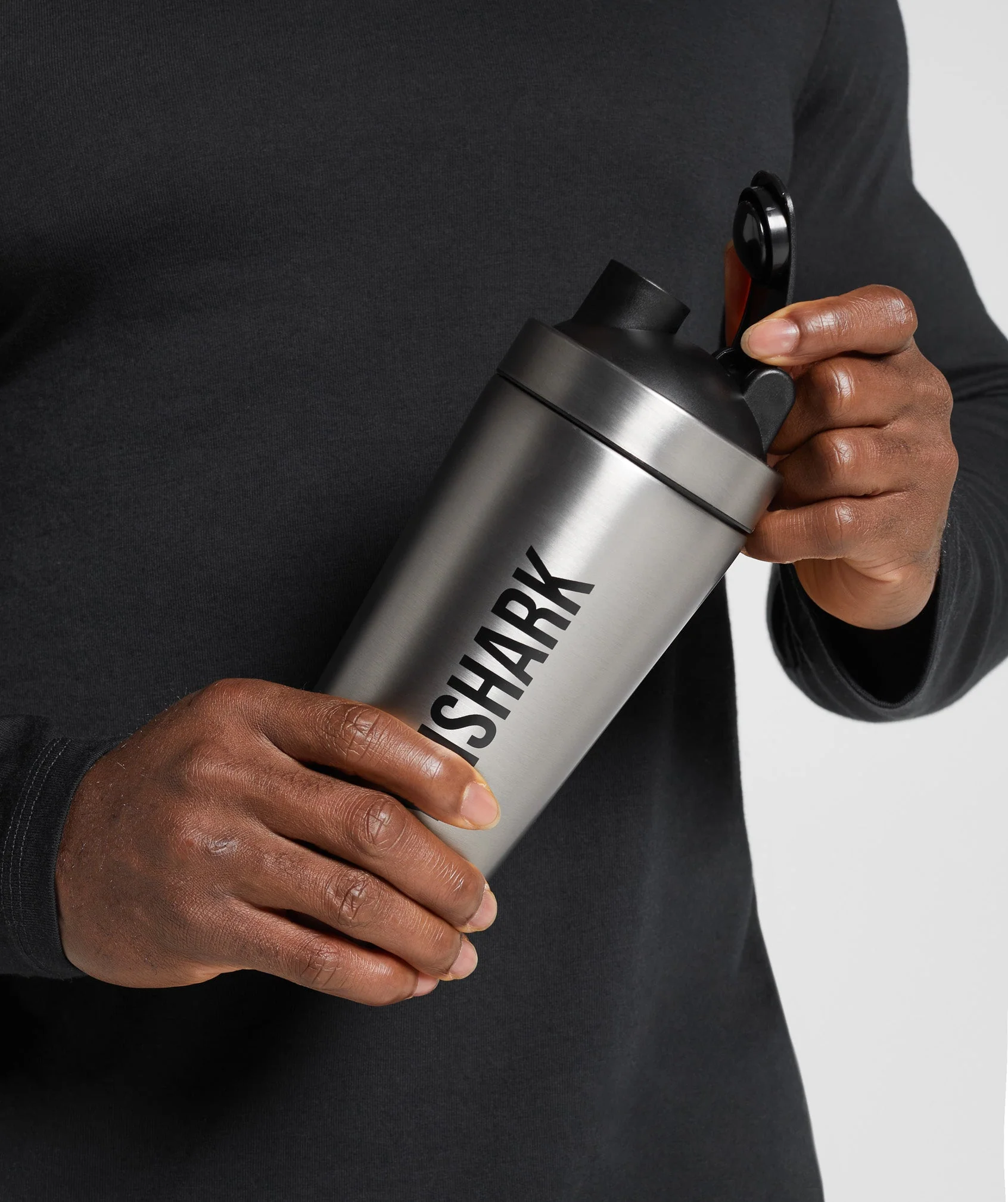Metal Shaker Steel Grey