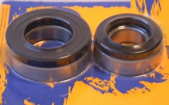 Pivot works Wheel Bearing Rear Seal KitYAMAHA 400 YFM 400 KODIAK 4WD - 2000 - 2002Ref: Pk00141A / 1047564