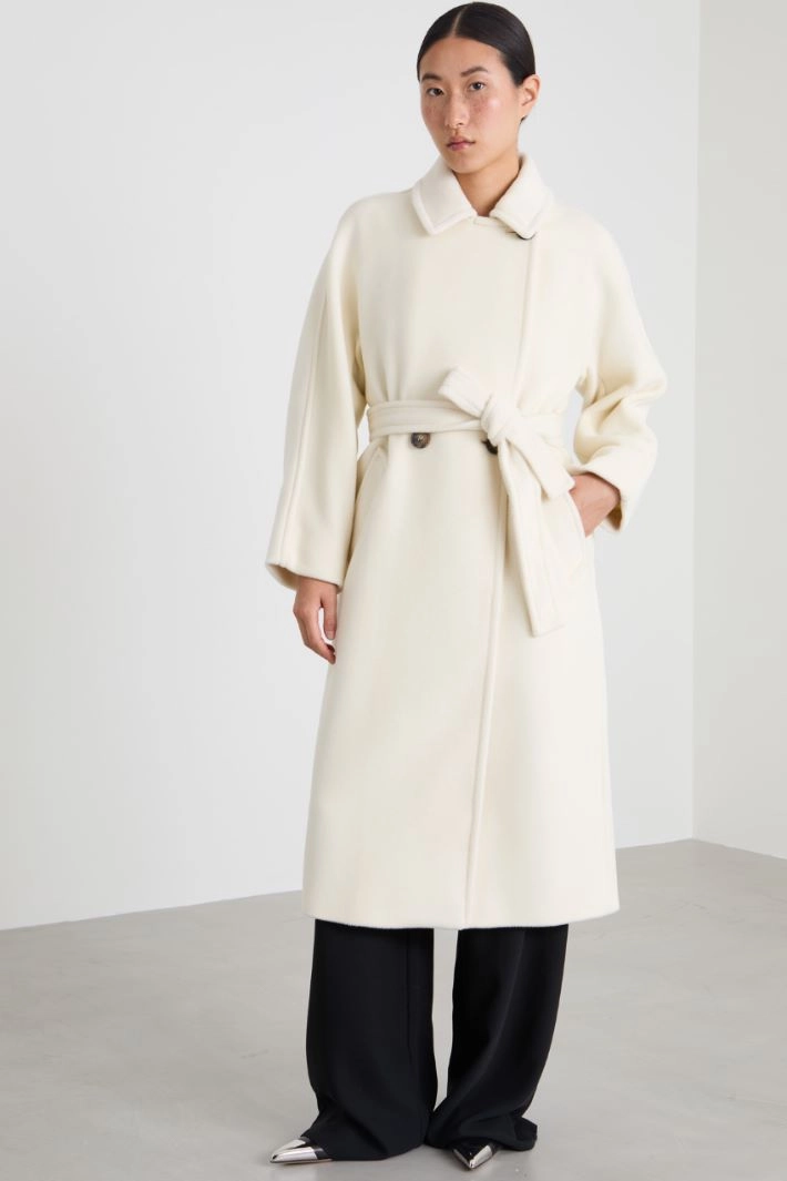 Coat with belt - CREAM