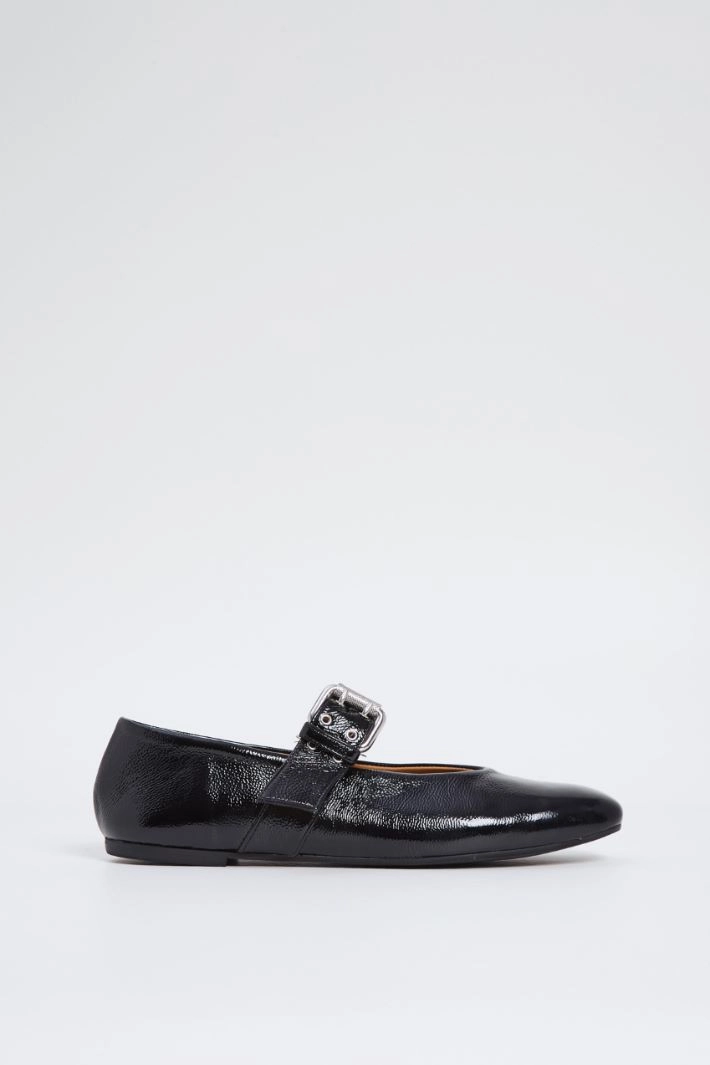 Ballerinas with strap - BLACK