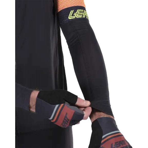 Leatt Arm Warmer Sleeves - black