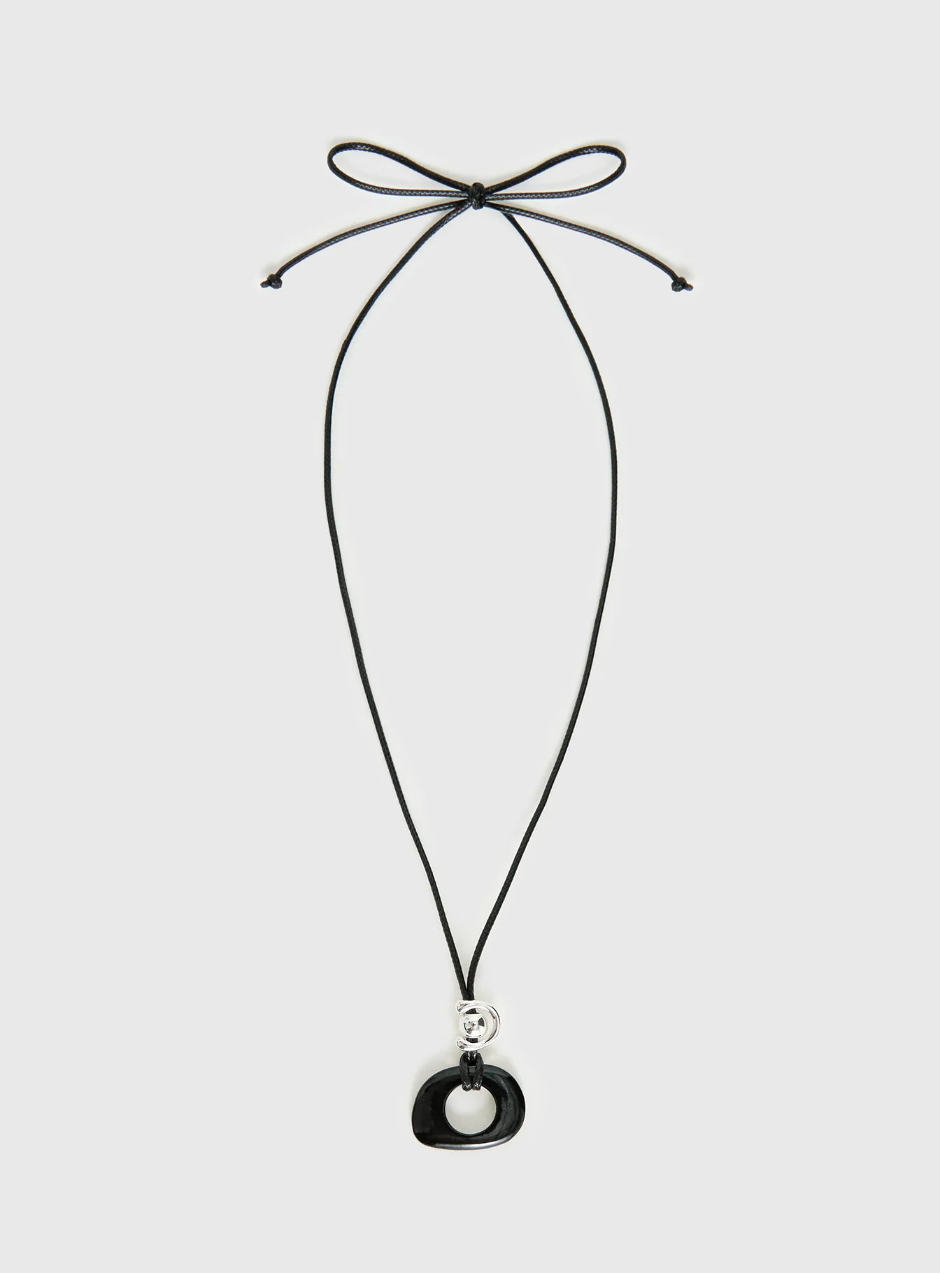 Static Romance Pendant Necklace Black