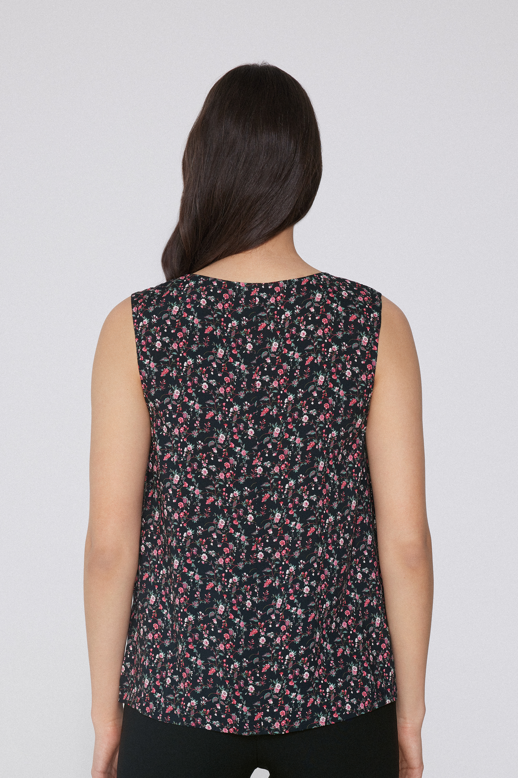 Viscose Camisole with Wide Shoulder Straps and Gathering