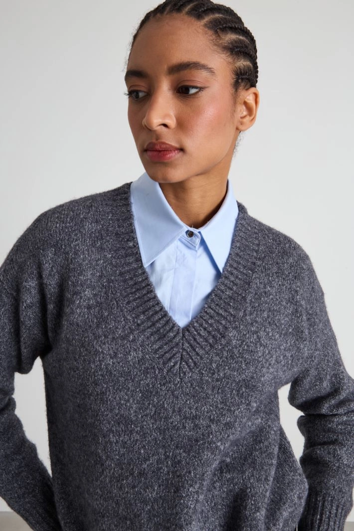 Alpaca and cotton V-neck sweater - DARK GREY