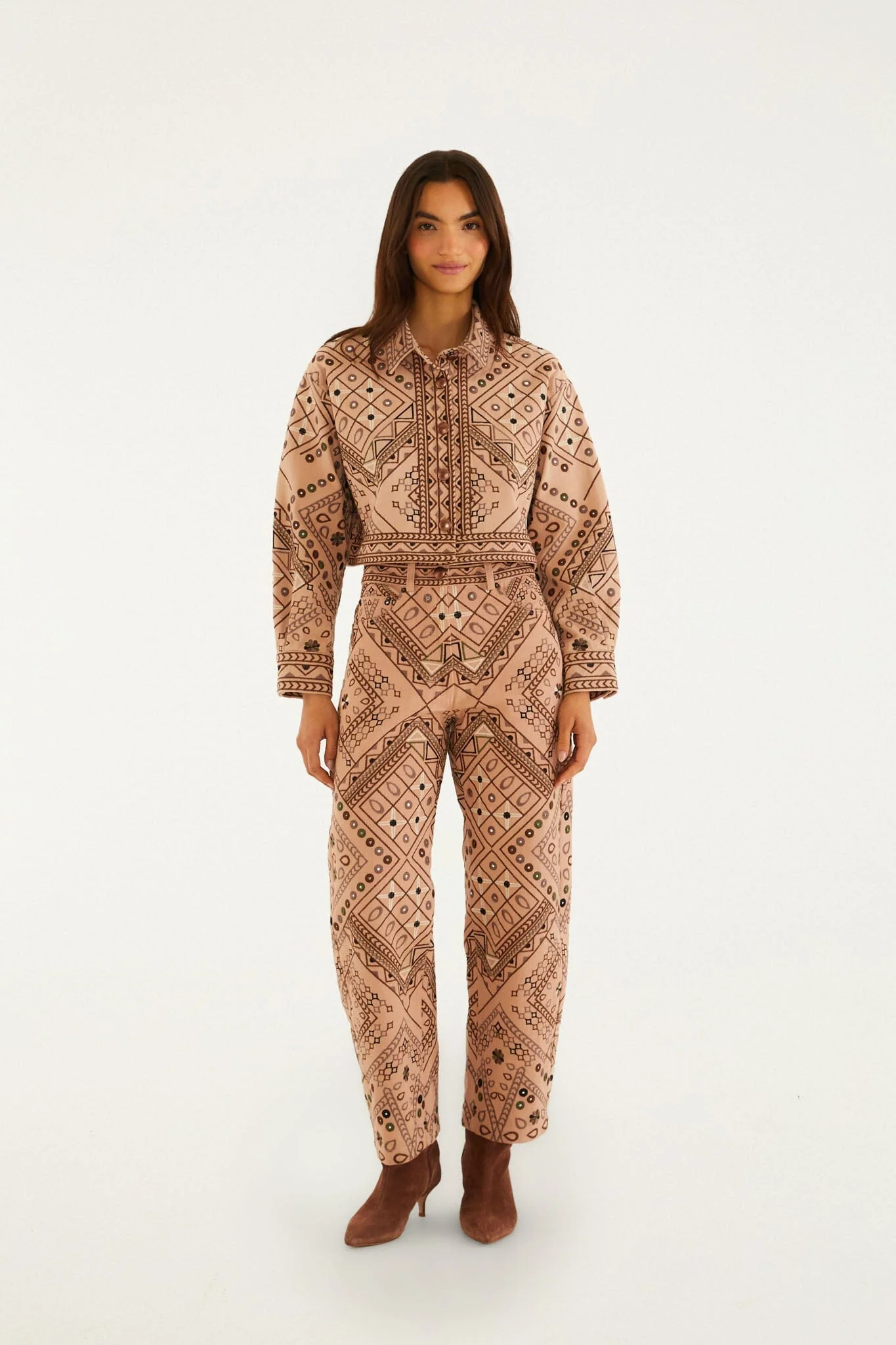 Beige Cosmopolitan Collared Crop Jacket