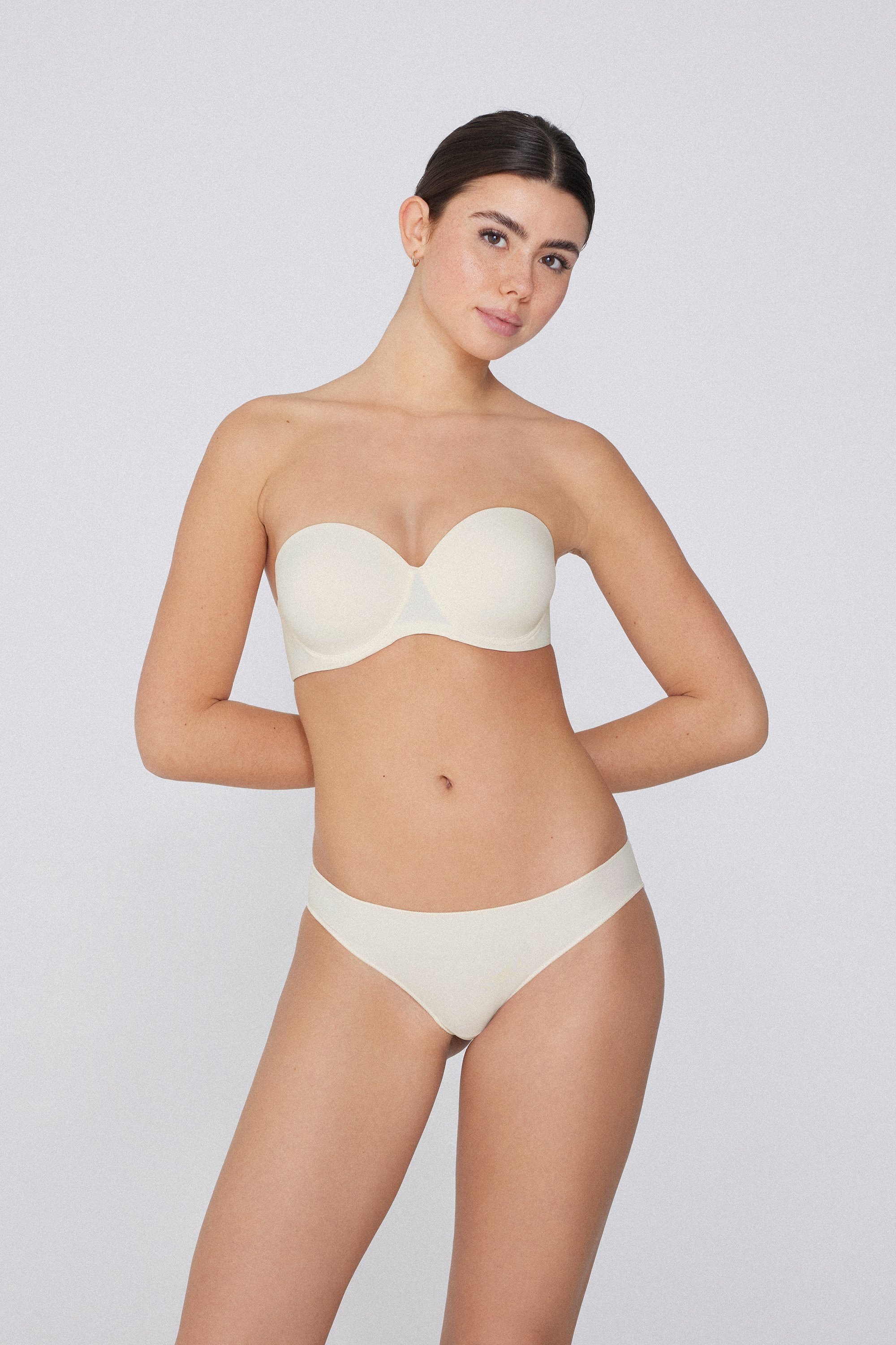 Full Coverage Recycled Microfibre Slightly Padded Bandeau Bra