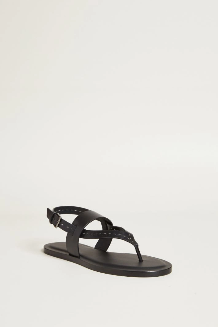Leather thong sandals - BLACK