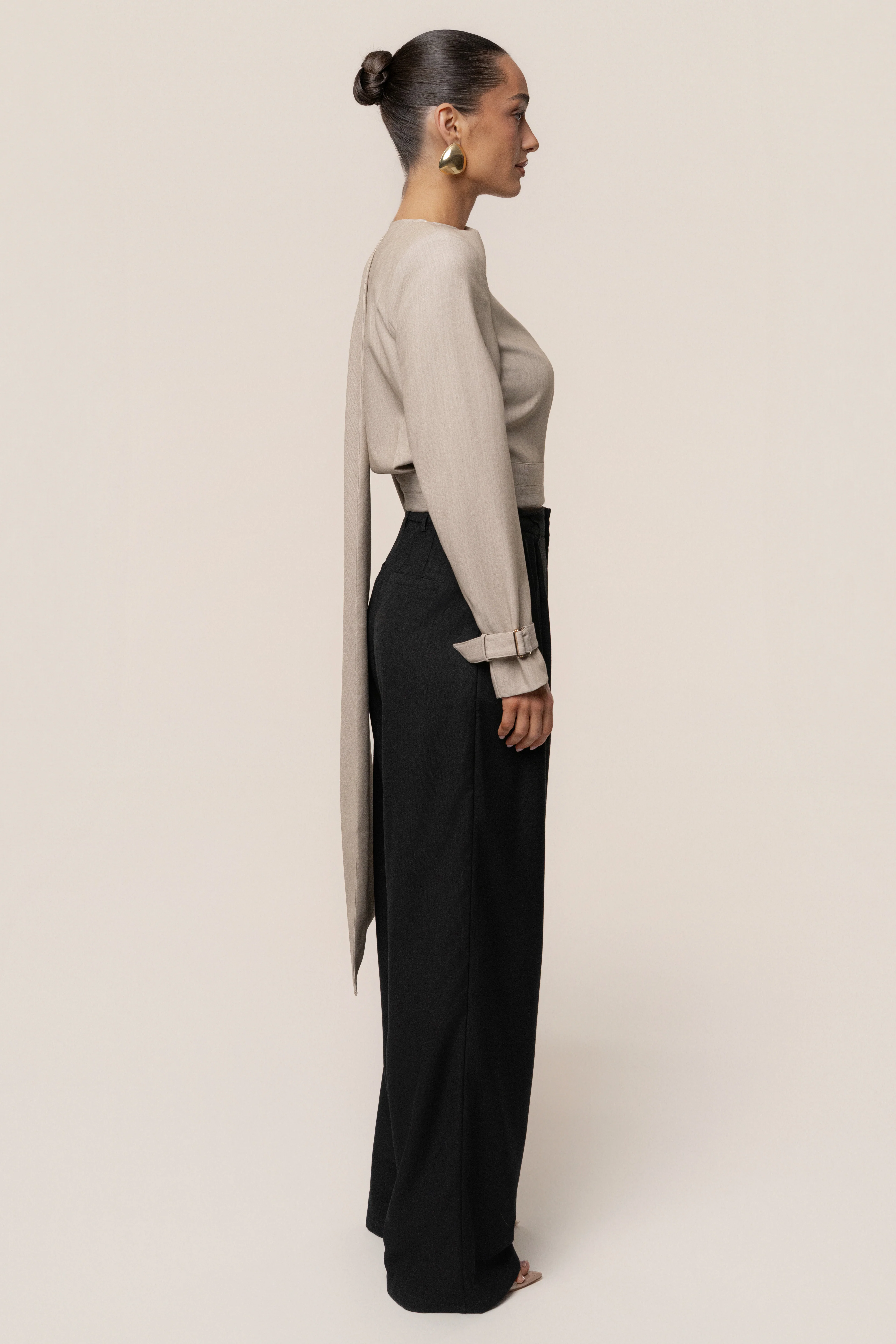 Stone Aligned Scarf Top
