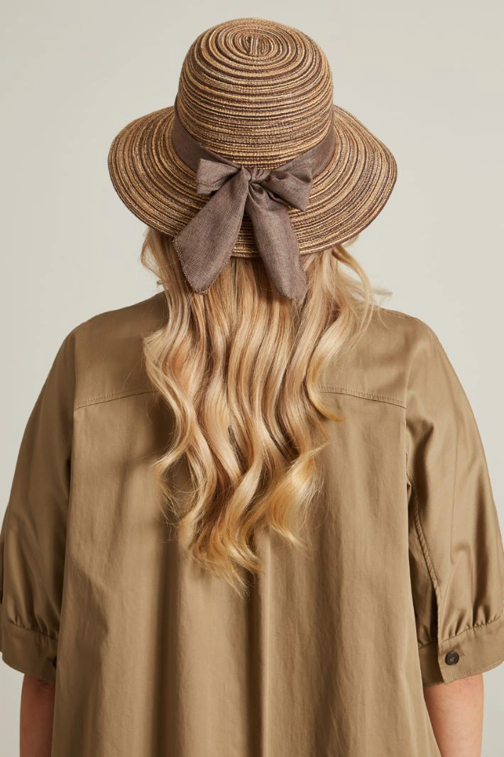 Cloche with canvas bow - BROWN