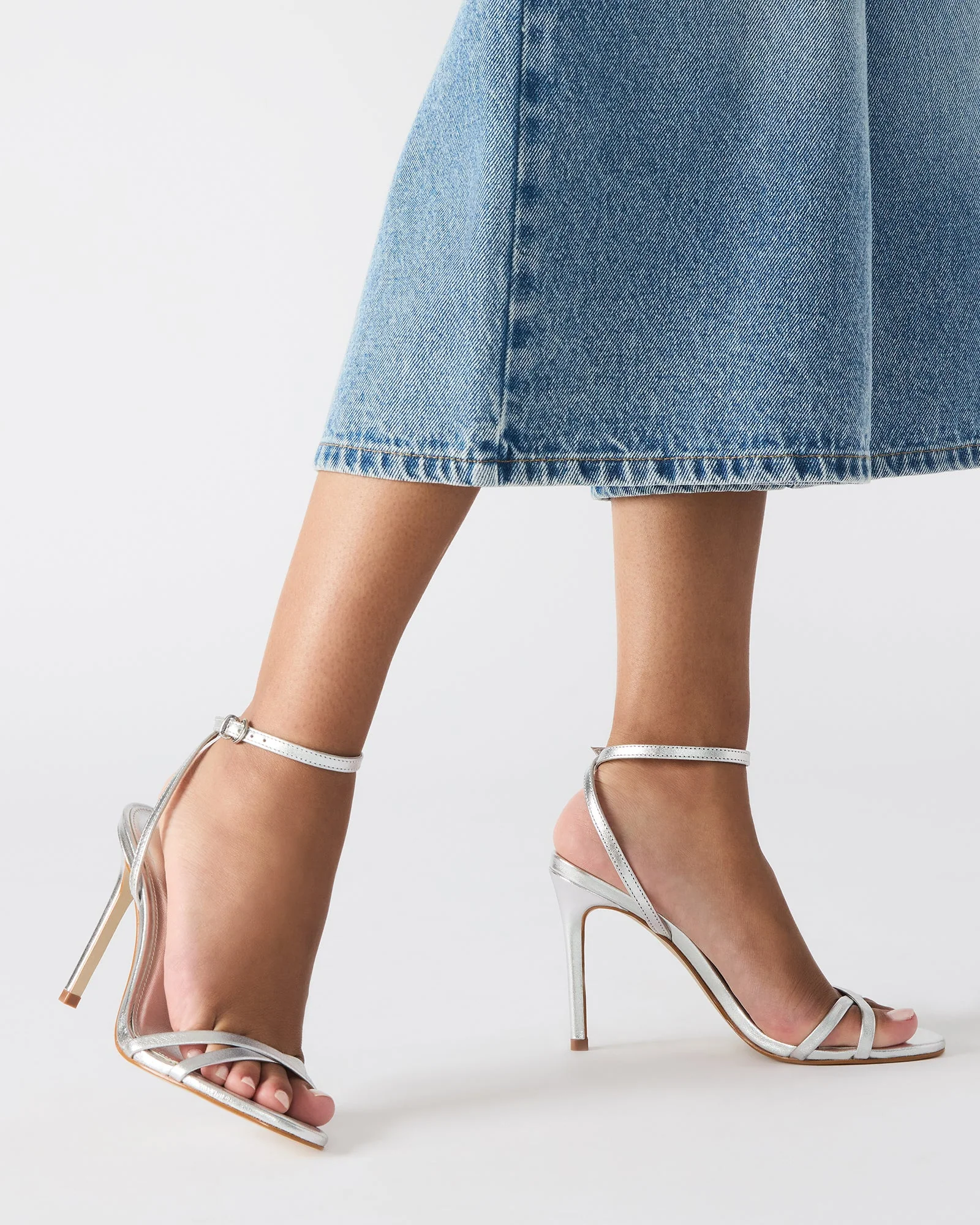 Jypsey Silver Leather