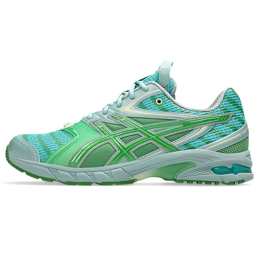 UB9-S GEL-DS TRAINER 14