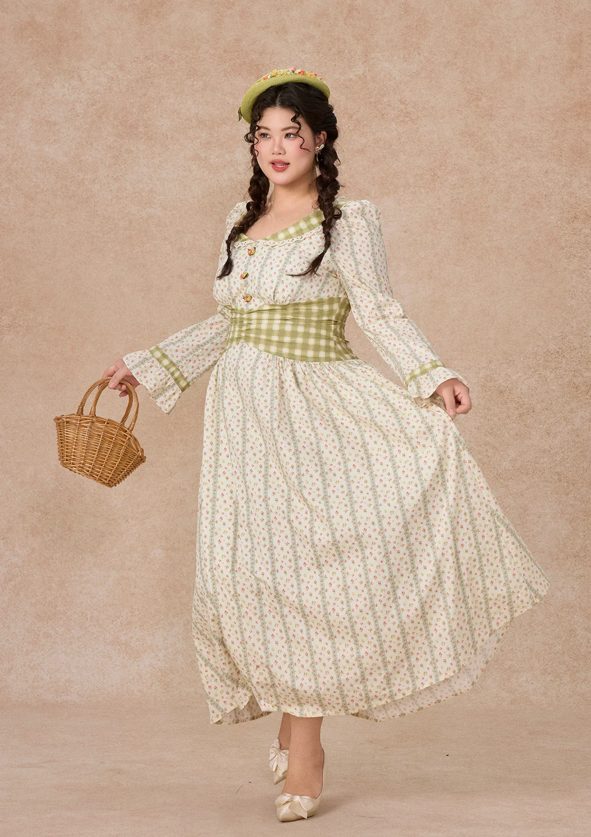 Curve & Plus Windsor Gardens Dress
