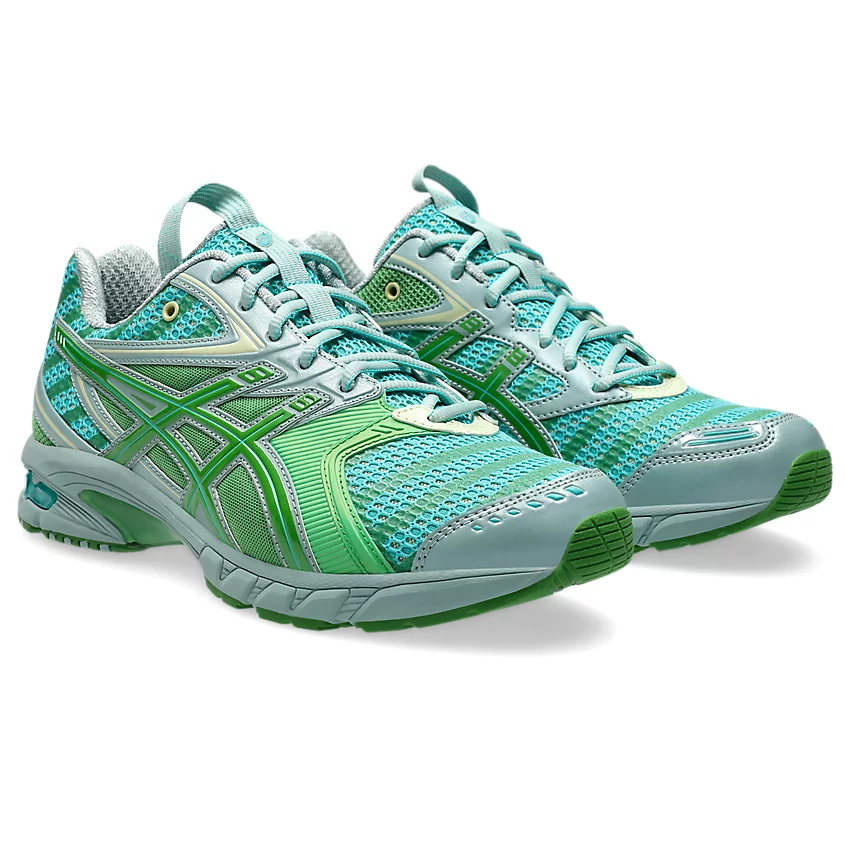 UB9-S GEL-DS TRAINER 14