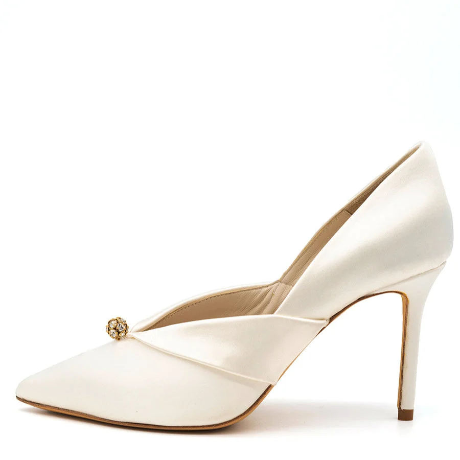 Selah Pointed Toe Pump