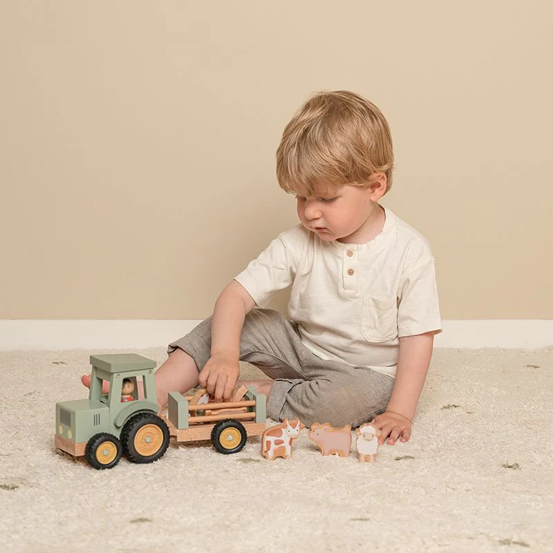Tractor with trailer Little Farm