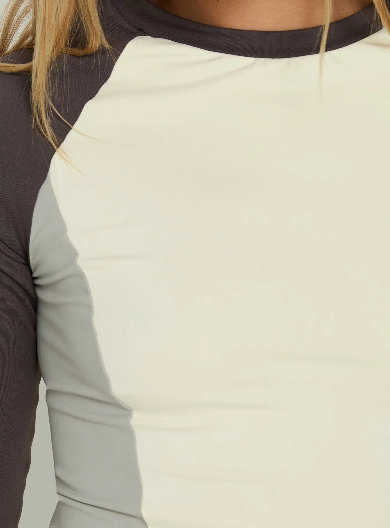 Daily Define 3/4 Sleeve Raglan Tee Multi