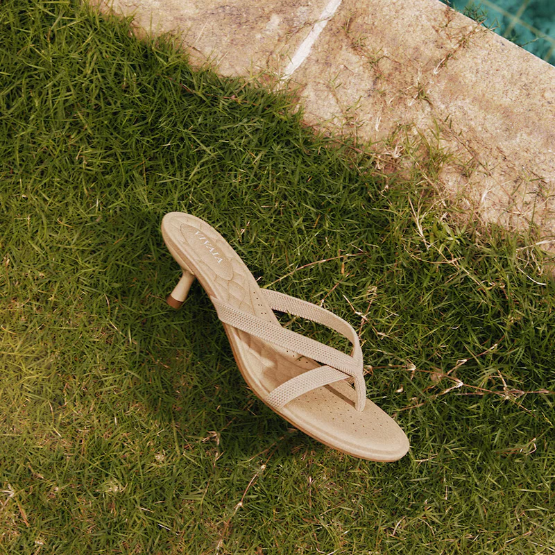 Round-Toe Kitten-Heel Sandals (Emeline)
