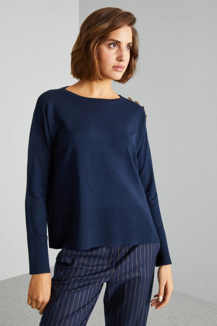 Boxy sweater with buttons - BLUE