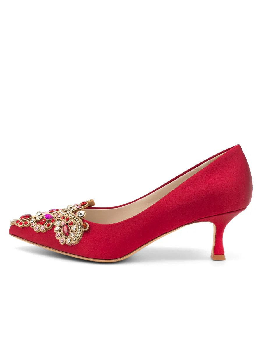 Sabrina Pointed Toe Kitten Heel