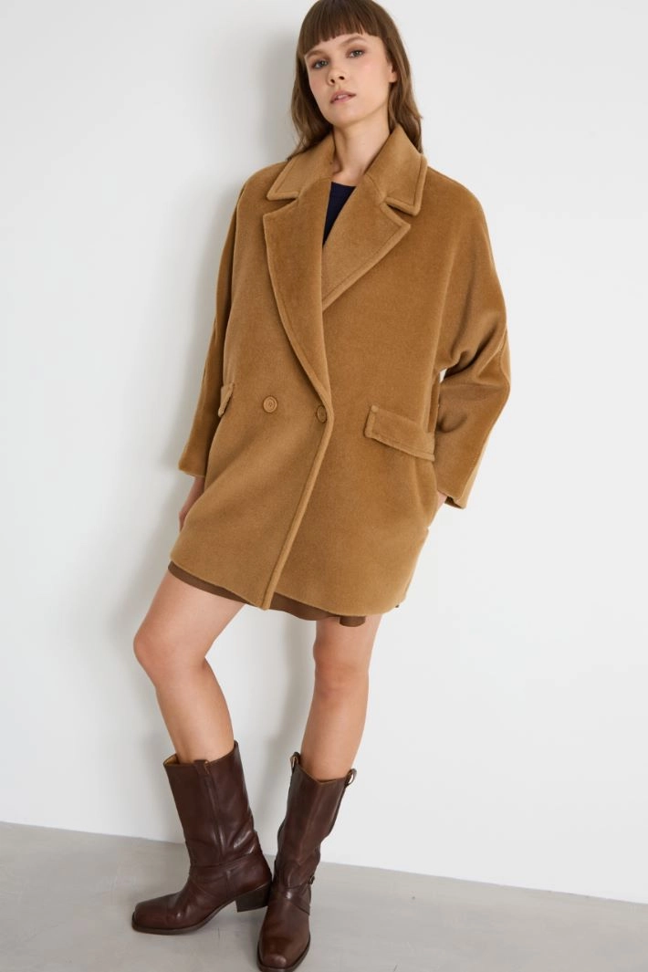 Short beaver coat - CAMEL