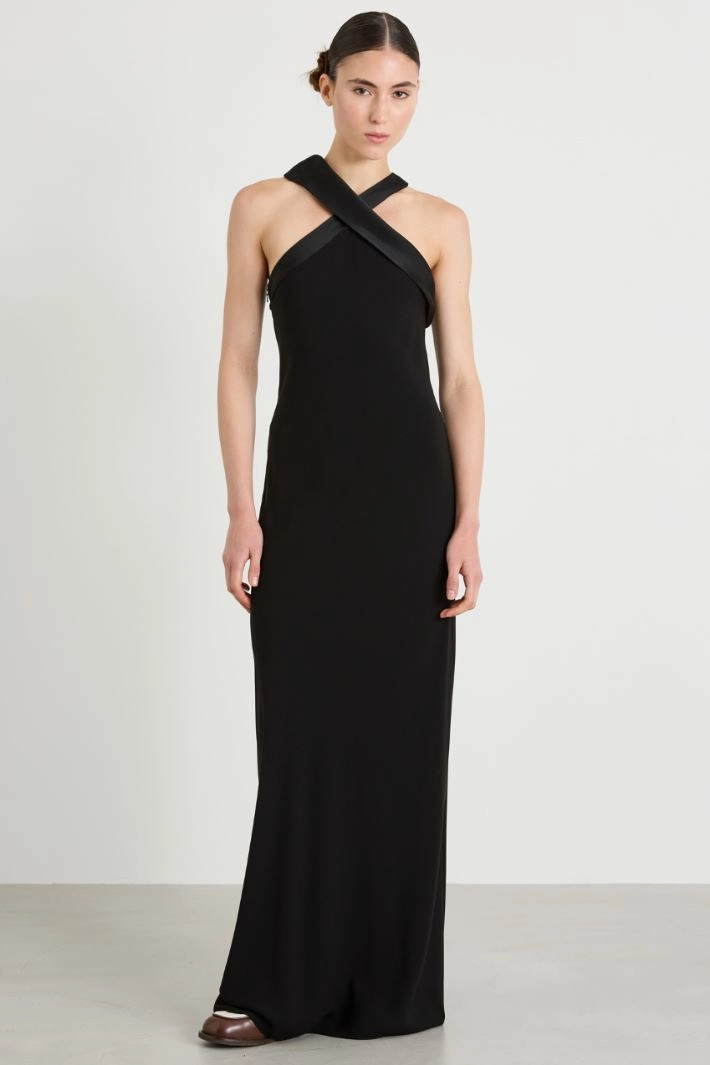 Crossover neckline dress - BLACK